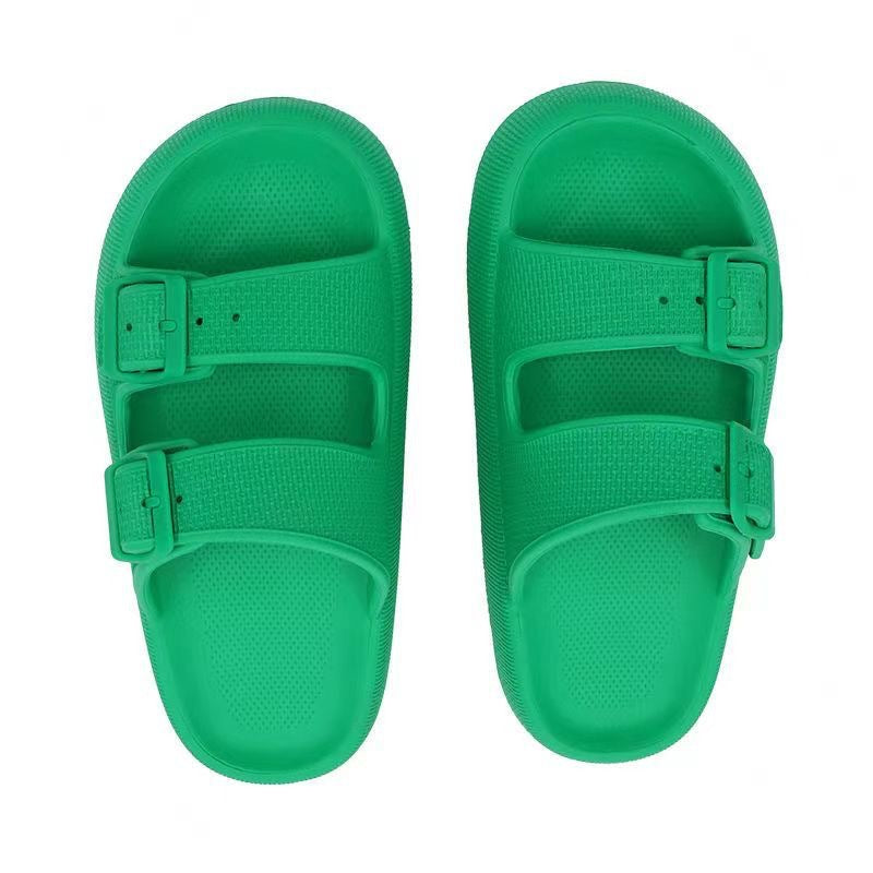 586388085-1