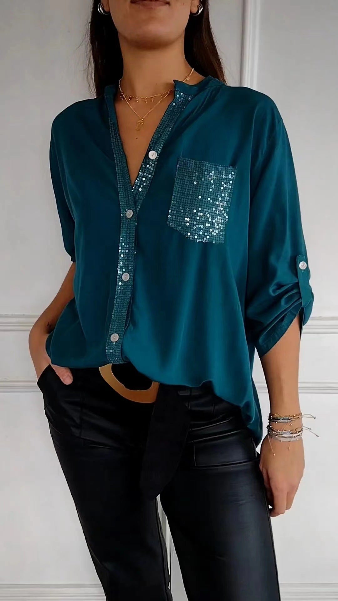 581411553-9