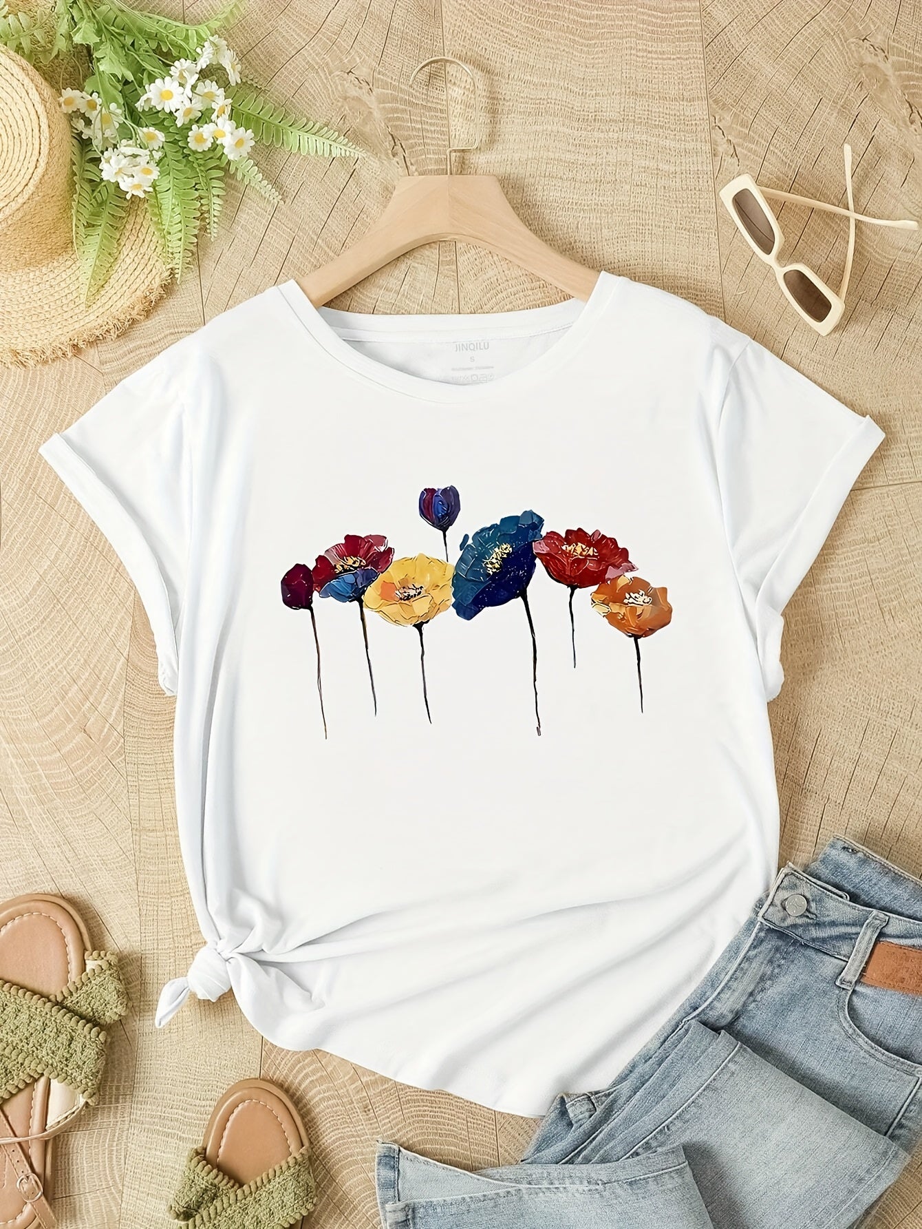 Floral Print Crew Neck T-Shirt, Casual Short Sleeve T-Shirt For Spring & Summer, Women's Clothing