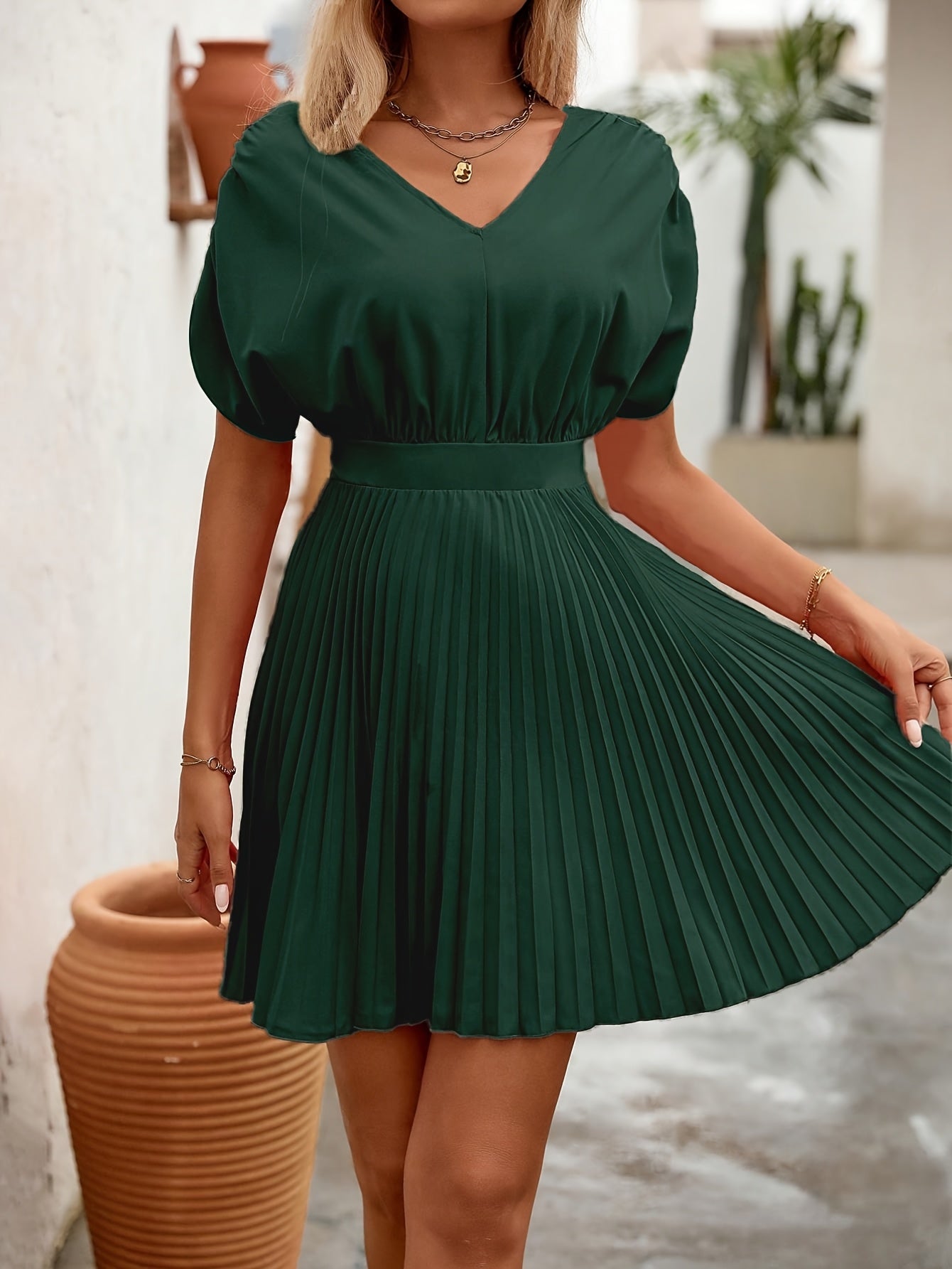 Vestito Elegante Verde con Maniche a Pipistrello e Scollo a V per Donna – Vita Stretta, Orlo Arricciato, Ideale per Abbigliamento Casual Primavera/Estate