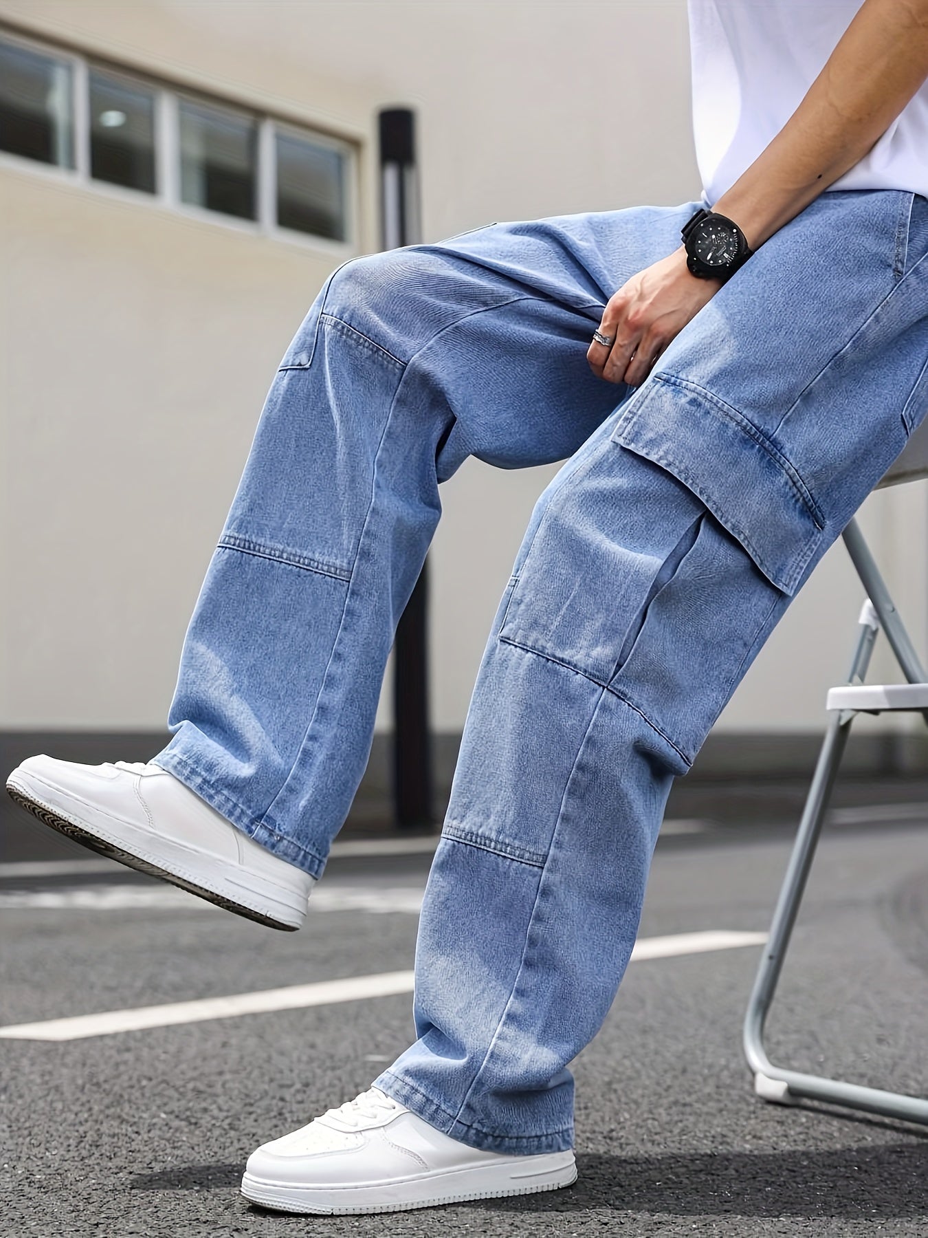 Men's Casual Multi-Pocket Straight Leg Denim Jeans, Regular Fit, All-Season Wear
