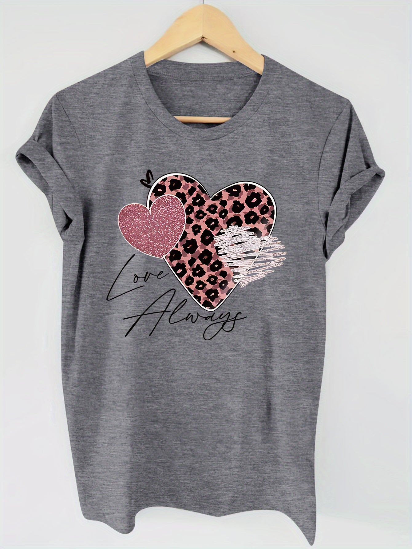 Heart Print T-shirt, Short Sleeve Crew Neck Casual Top For Summer & Spring, Women's Clothing