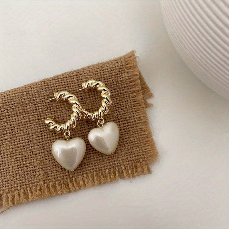 1pair Fashion And Retro Heart Pendant Earrings, Versatile And Easy-to-wear, Combine Well With Any Outfit