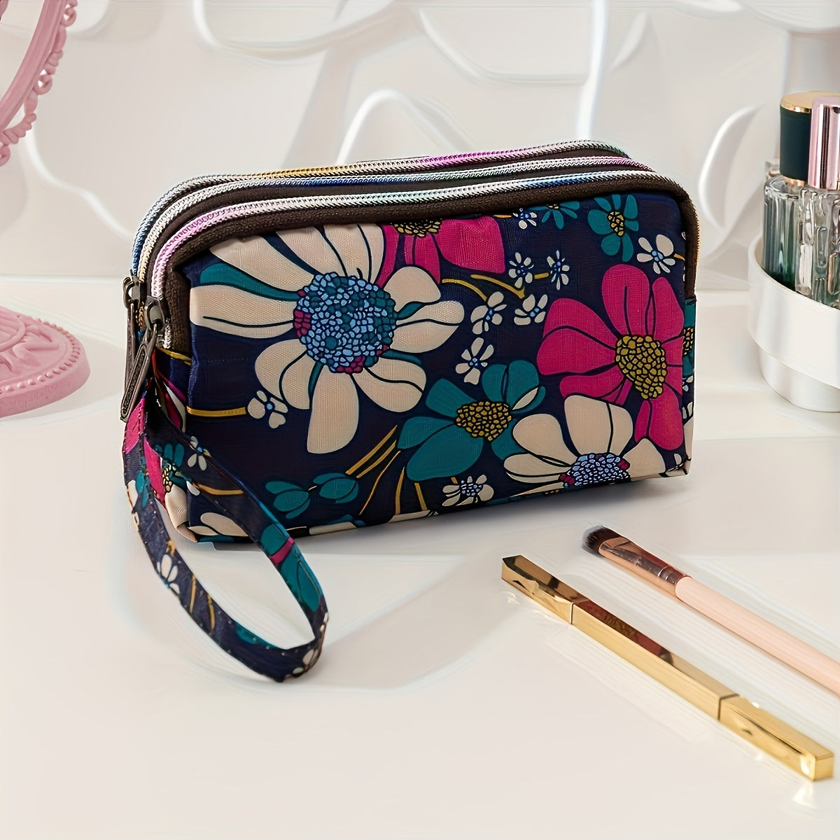 Chic Floral Print Wristlet Wallet for Women - Spacious Clutch with Zipper, Ideal for Travel & Organization, Polyester Coin Purse with Portable Storage Pouch