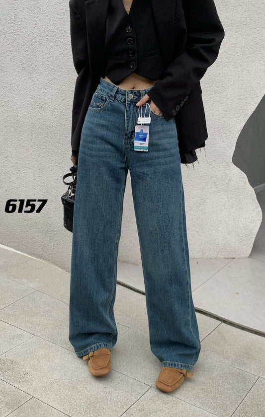702745391-1