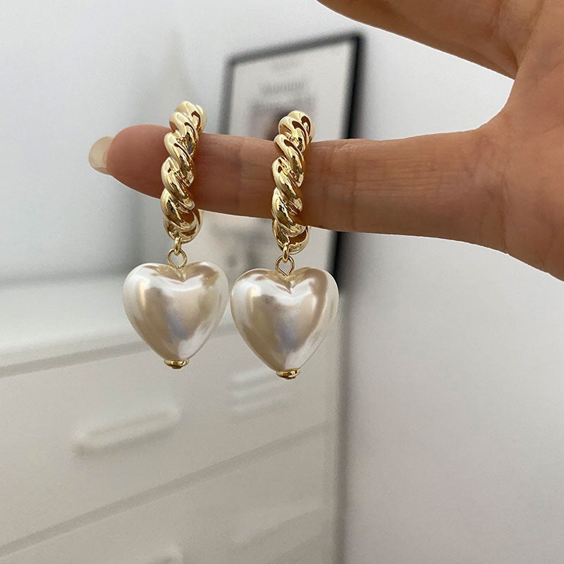 1pair Fashion And Retro Heart Pendant Earrings, Versatile And Easy-to-wear, Combine Well With Any Outfit