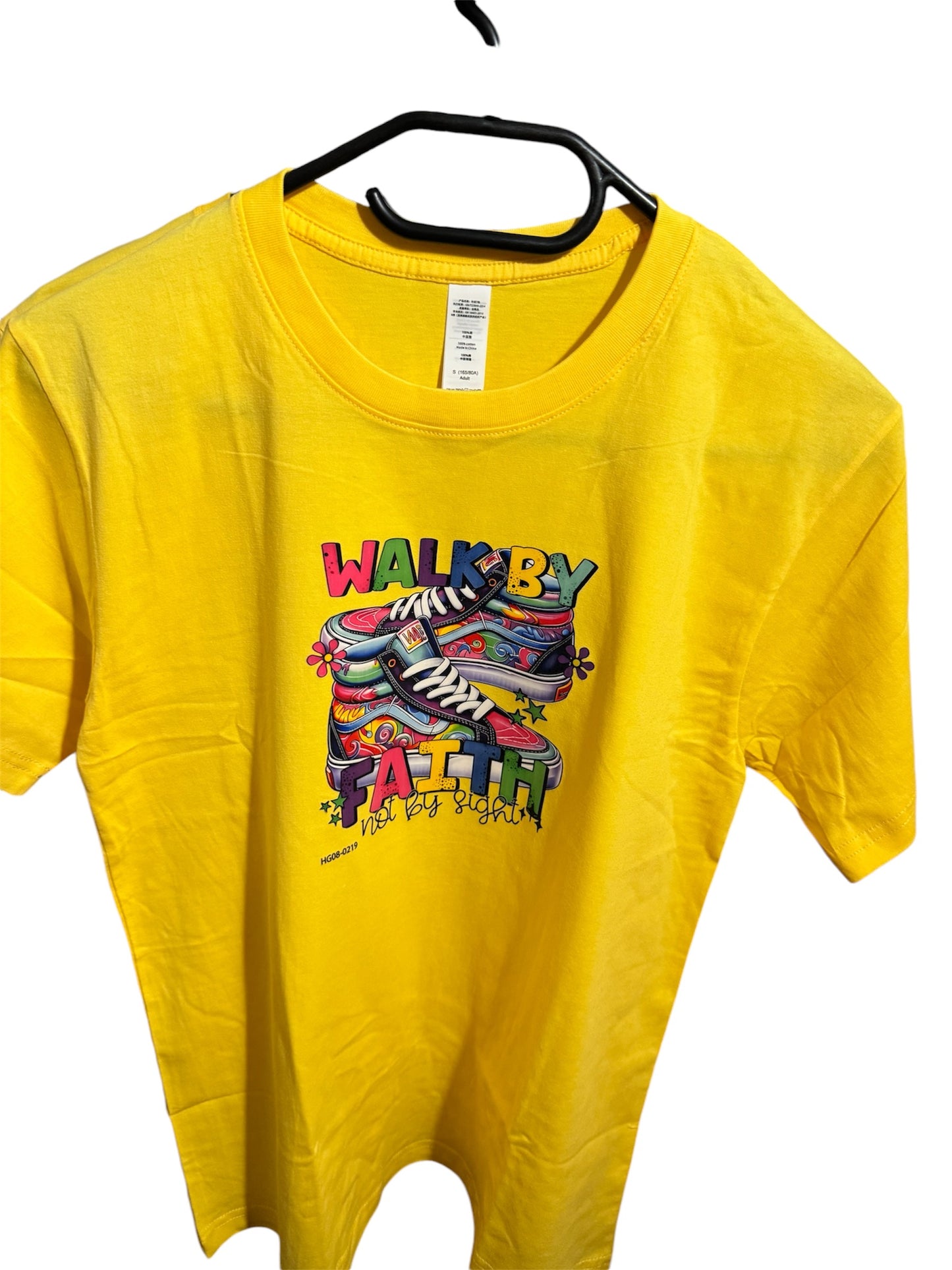 Customised 100%cotton unisex short sleeves t shirt for men and women with logo thick cotton fabric,bright yellow colour suitable for summer outdoor outfits