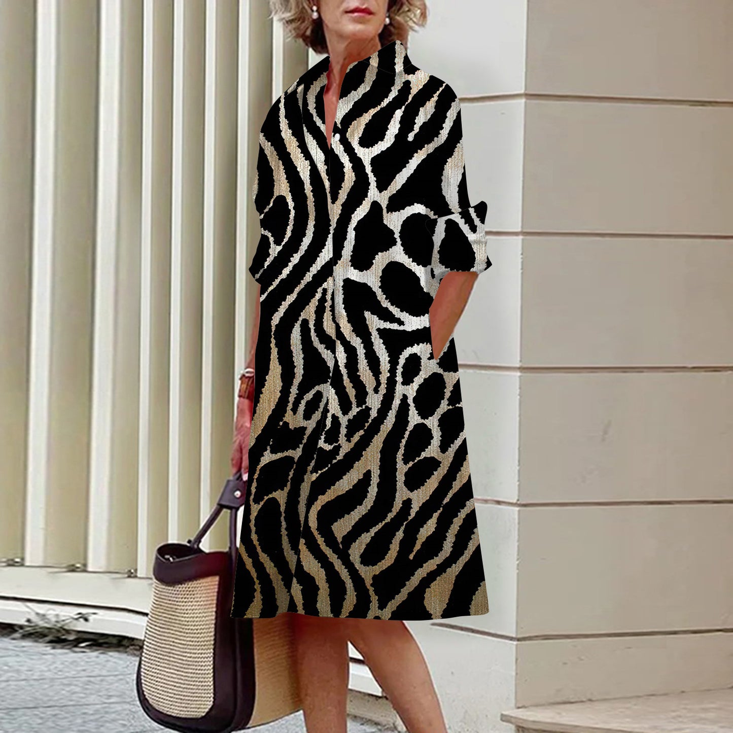 623464903-64