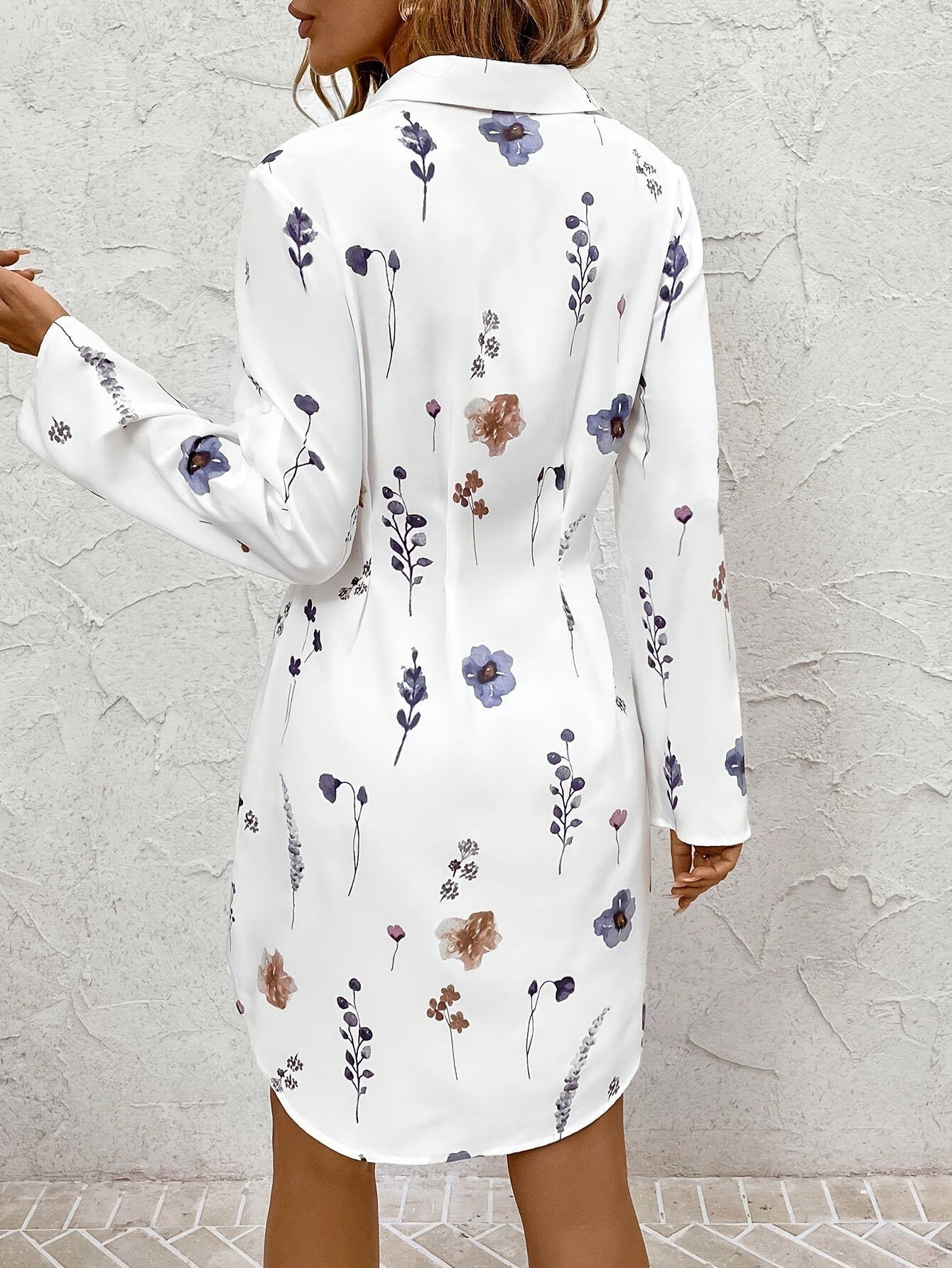 Elegante vestito con stampa floreale per donna - Maniche lunghe, chiusura a bottoni, leggero poliestere, perfetto per primavera e autunno, casual a vestiti formali, vestito casual | Vestito con stampa floreale | Tessuto in poliestere
