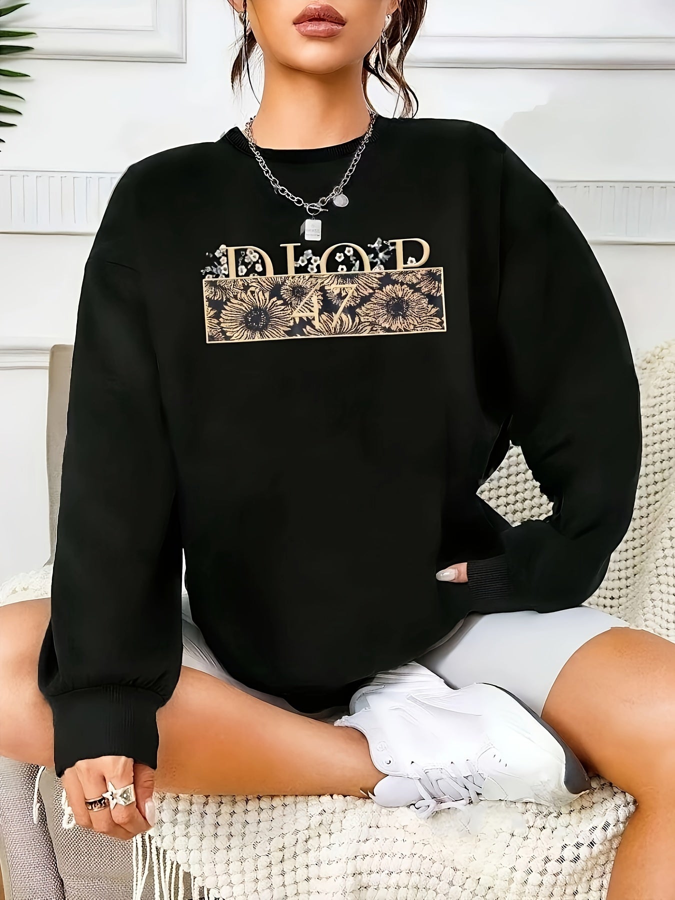 Women'S Casual Crew Neck Pullover Sweatshirt - 100% Polyester Cartoon Print, Slight Stretch Knit Fabric for Fall/Winter, Long Sleeve Active Sweatshirts, Machine Washable - Modern Simplistic Design with Floral Letter Graphic