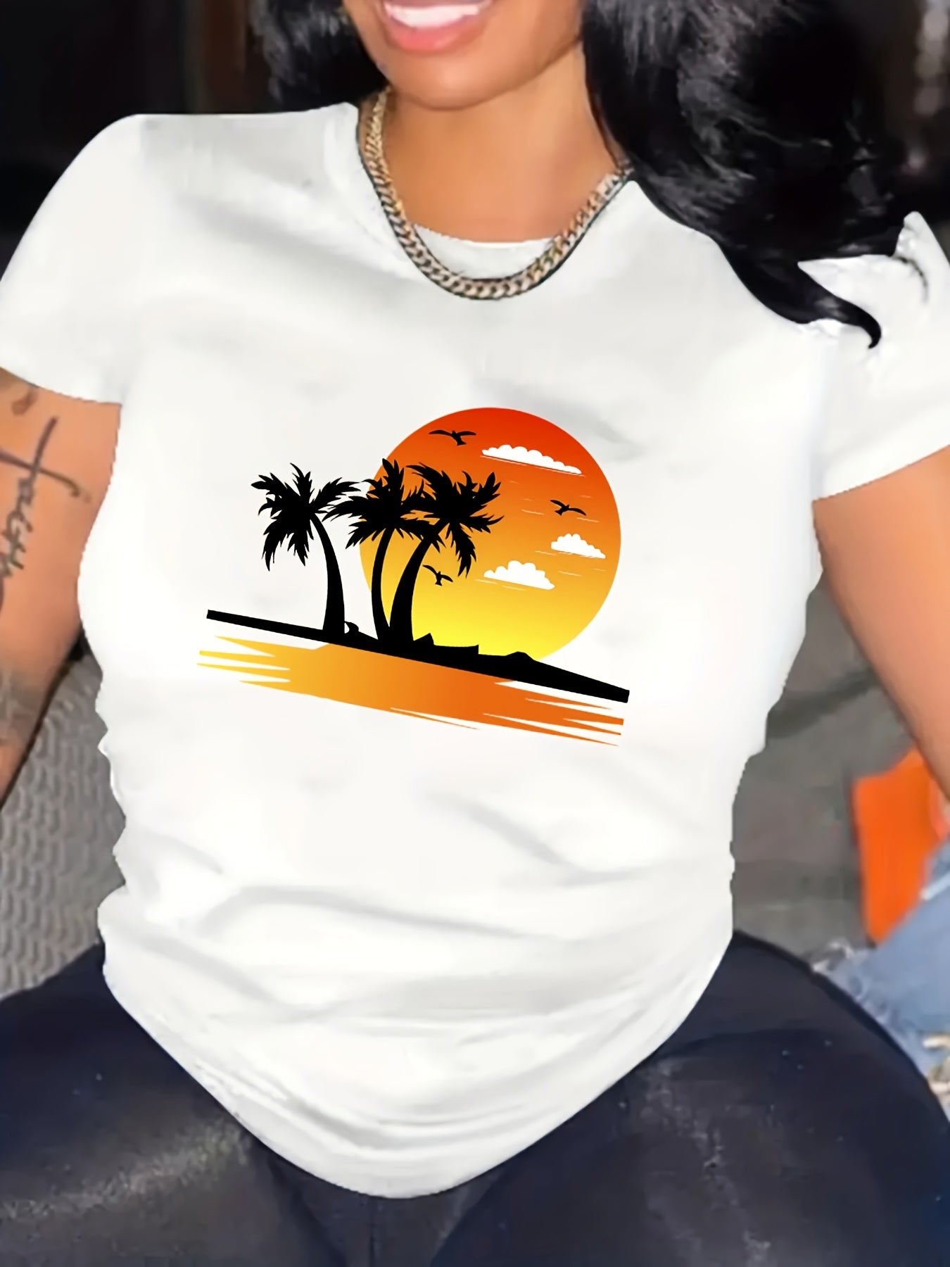 Beach Sunset Print Crew Neck T-shirt, Casual Short Sleeve Top For Spring & Summer, Women's Clothing