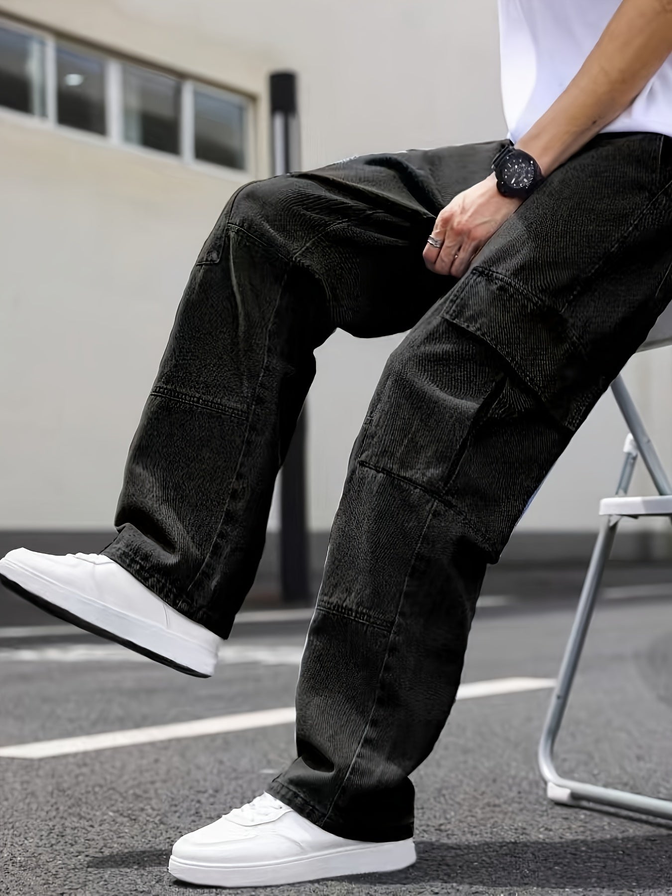 Men's Casual Multi-Pocket Straight Leg Denim Jeans, Regular Fit, All-Season Wear